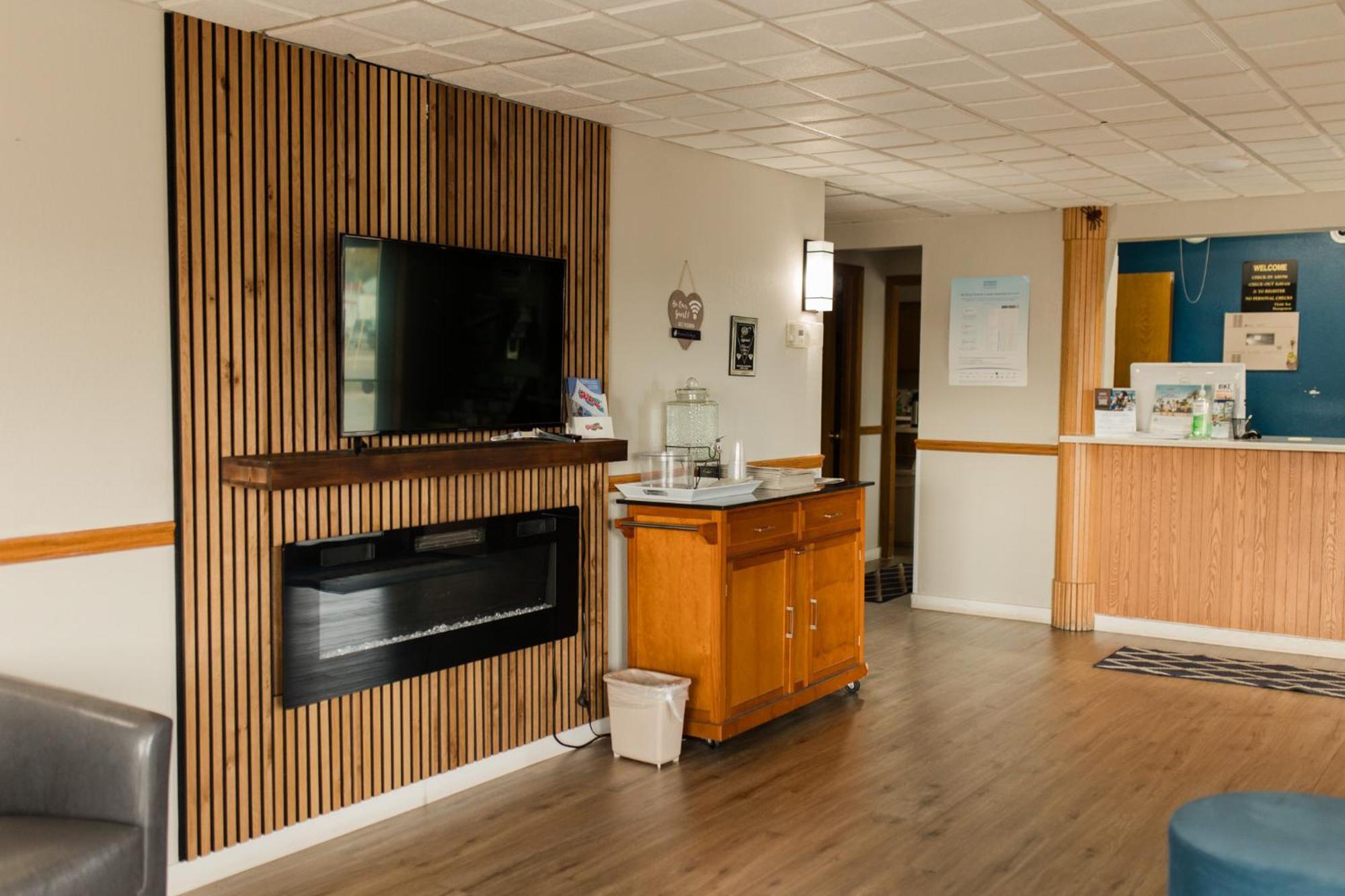 Travelodge By Wyndham Escanaba Exteriér fotografie